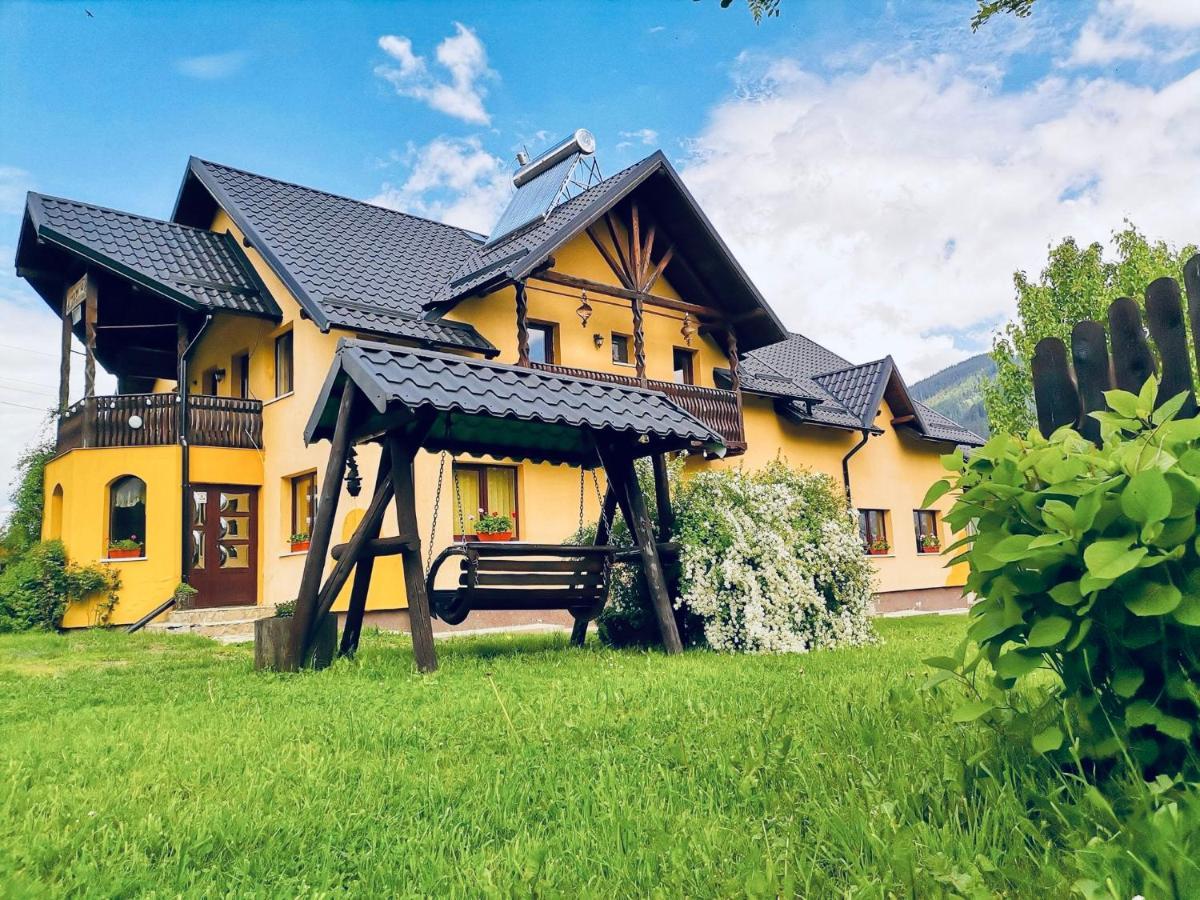 Pensiunea Adam Si Eva Pojorita Exterior photo